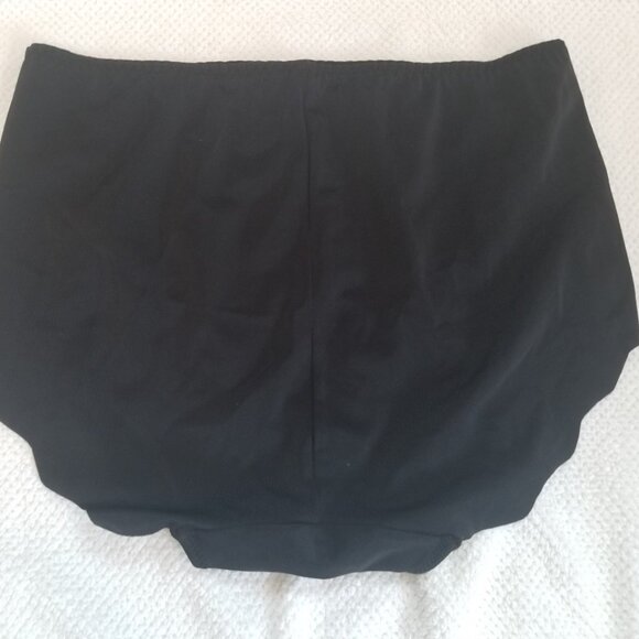 5 PAIRS OF FAMOUS ULA'S BRAND BLACK PANTIES! - Picture 9 of 10